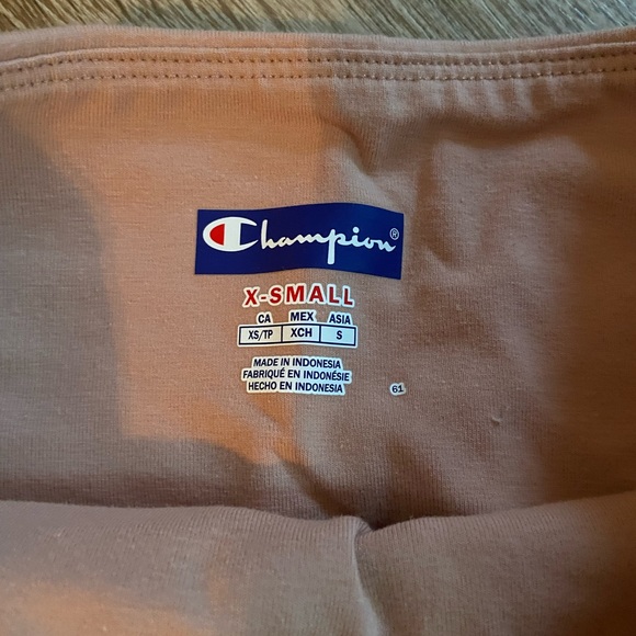 Champion x KNC Beauty biker short - Picture 3 of 6